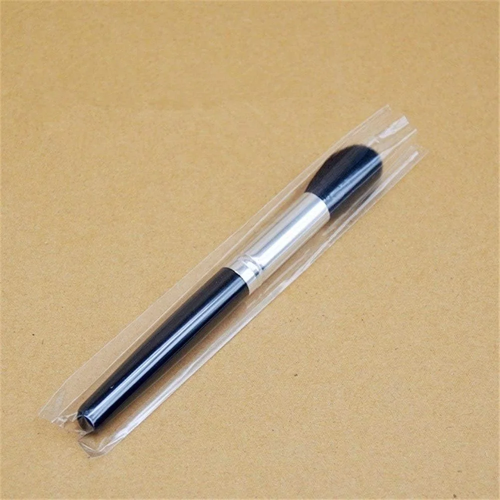 یک عدد براش رژگونه، براش پودر، براش ترکیب کننده، براش حرفه ای و شخصی مناسب صورت، ابزار آرایشی و زیبایی، مواد با کیفیت (سایز: یک عدد مشکی) یک عدد براش رژگونه، براش پودر، براش ترکیب کننده، براش حرفه ای و شخصی مناسب صورت، ابزار آرایشی و زیبایی، مواد با کیفیت (سایز: یک عدد مشکی)