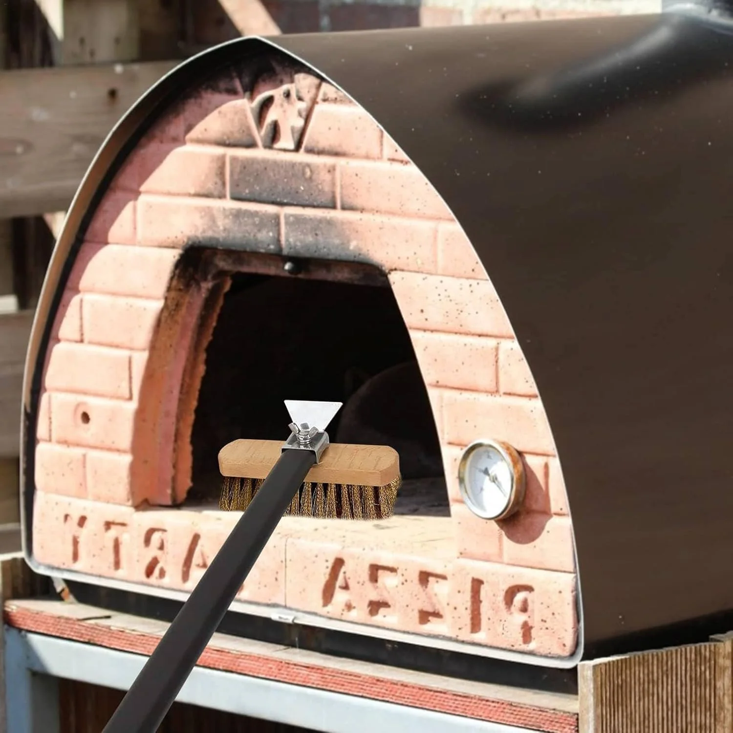 برس فر پیتزا با کاردک، طراحی 80 سانتی متری، برس تمیز کننده فر پیتزا با موهای برنجی متراکم، مورد استفاده برای تمیز کردن فر برس فر پیتزا با کاردک، طراحی 80 سانتی متری، برس تمیز کننده فر پیتزا با موهای برنجی متراکم، مورد استفاده برای تمیز کردن فر