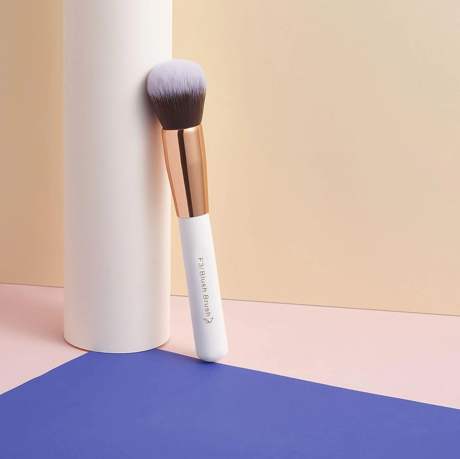 برس رژگونه پیگمنت پلی (پودر صورت، رژگونه و برنزر | ترکیب رنگ یکنواخت | نرم و لطیف | بدون تست حیوانی | بسته 1 عددی)، چند رنگ