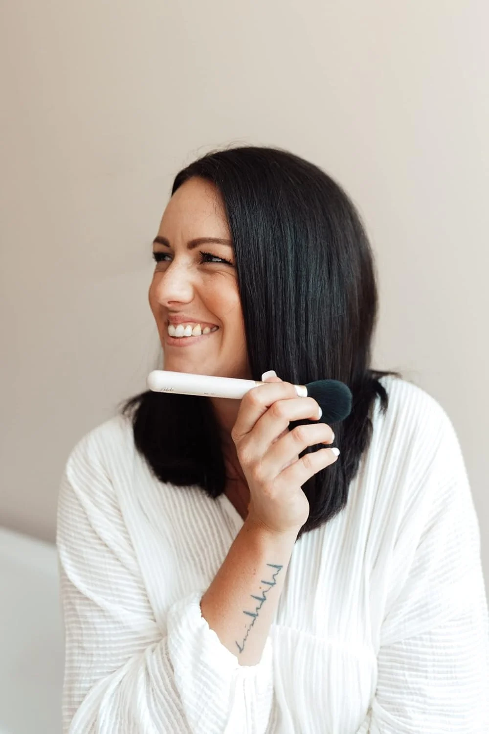 براش پودر نالولا - برای استفاده دقیق و ظریف از پودر براش پودر نالولا - برای استفاده دقیق و ظریف از پودر