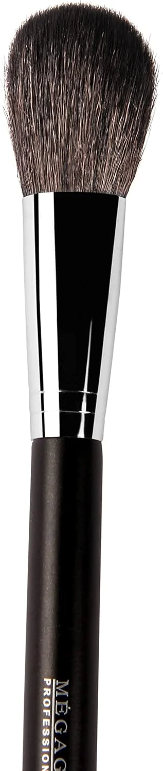 براش آرایشی رژگونه مگaga شماره 06 [MGA-FBA-06]