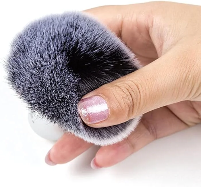 براش کابوکی Matto برای پودر، کرم پودر مینرال، ترکیب رژگونه و براش آرایشی یک عدد براش کابوکی Matto برای پودر، کرم پودر مینرال، ترکیب رژگونه و براش آرایشی یک عدد