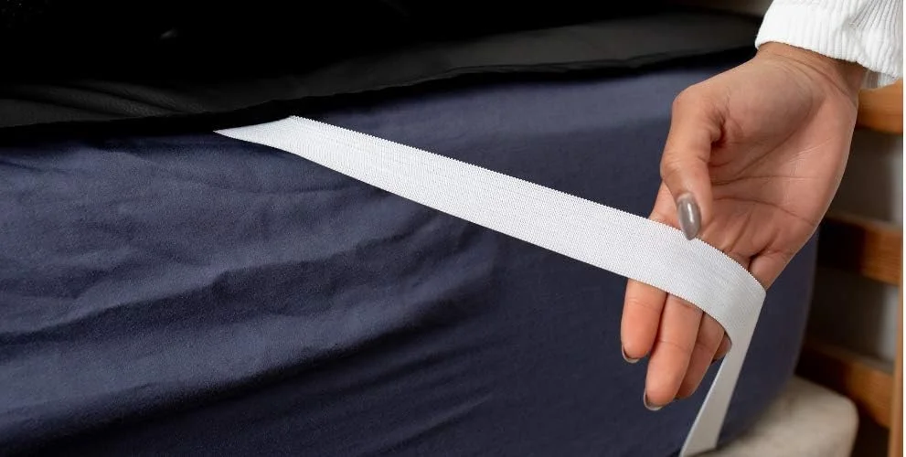 روکش تشک ارتینگ برای تخت (سایز کینگ)، مشابه ملحفه های ارتینگ، بهبود خواب با محصولات کلینت اوبر (همچنین در سایزهای کینگ کالیفرنیا، کینگ دوتکه، کوئین، فول، توئین، توئین ایکس ال) مشکی