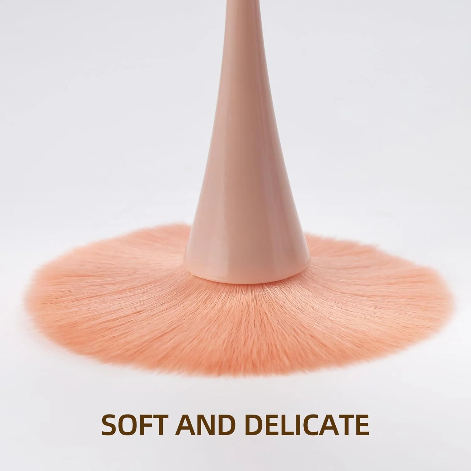 یک عدد براش آرایشی بزرگ، براش رژگونه، براش پودر برای پودر فیکس، براش گردگیری ناخن رنگارنگ (طلایی) یک عدد براش آرایشی بزرگ، براش رژگونه، براش پودر برای پودر فیکس، براش گردگیری ناخن رنگارنگ (طلایی)