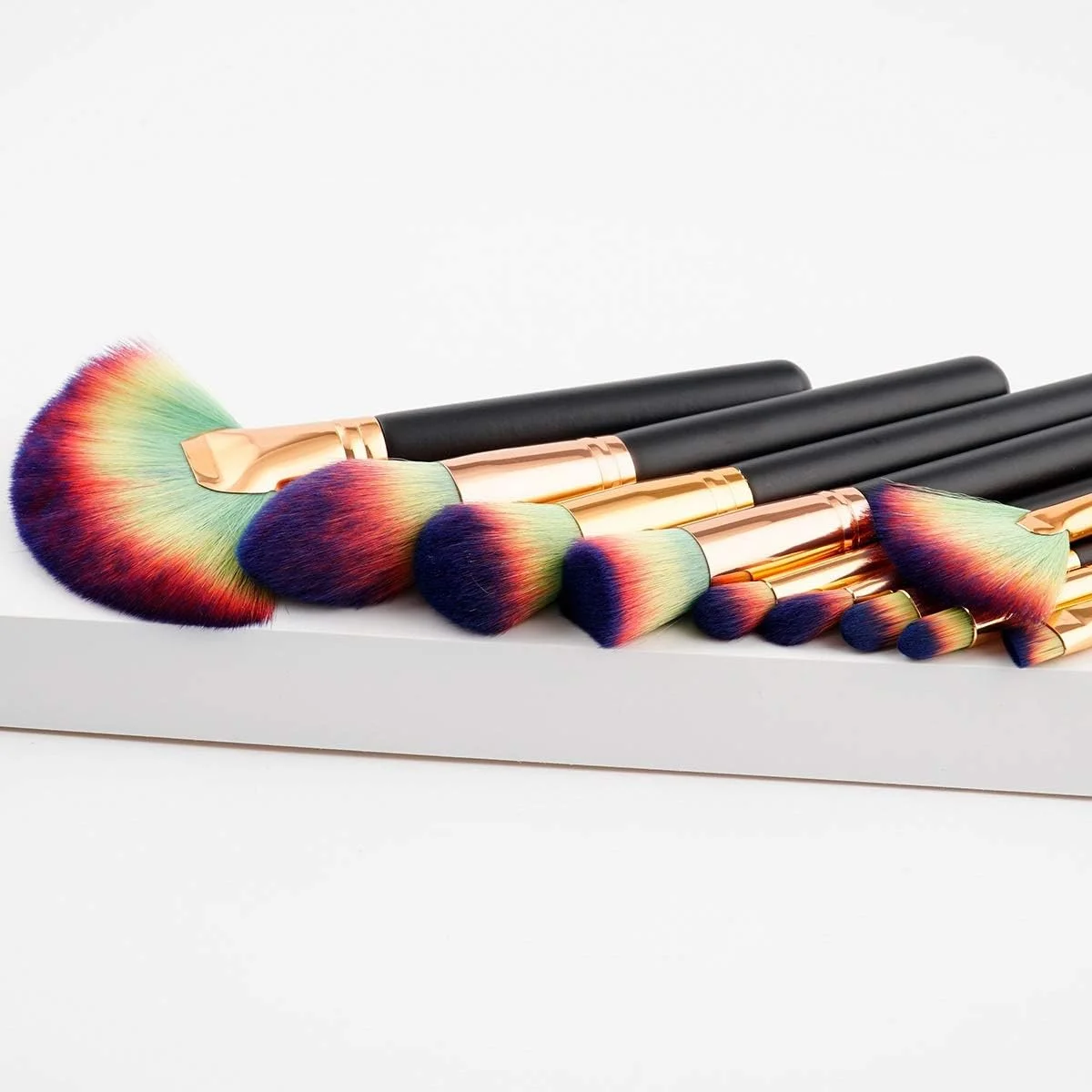 جینلیپ، ست 10 عددی براش آرایشی دخترانه، براش پودر باز، براش رژگونه، ابزار آرایشی (رنگ: سبز مشکی)