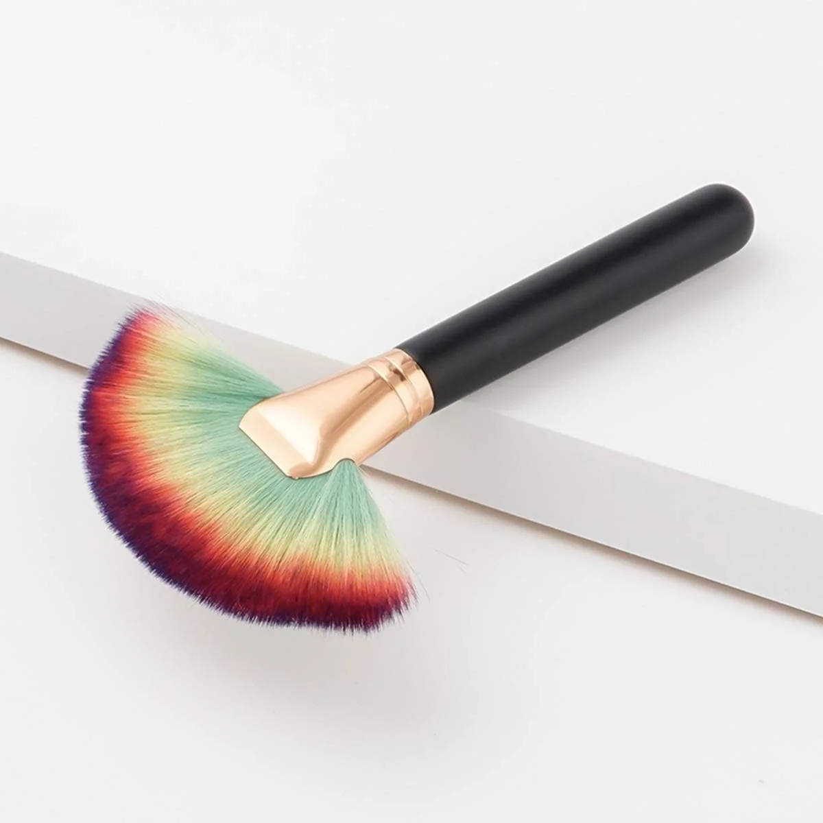 قلم مو بادبزنی رنگی Jinlyp، قلم مو براق کننده، قلم مو باقیمانده، قلم مو درخشان کننده، قلم مو پودر فراری، 1 عدد (رنگ: مشکی رنگارنگ) قلم مو بادبزنی رنگی Jinlyp، قلم مو براق کننده، قلم مو باقیمانده، قلم مو درخشان کننده، قلم مو پودر فراری، 1 عدد (رنگ: مشکی رنگارنگ)