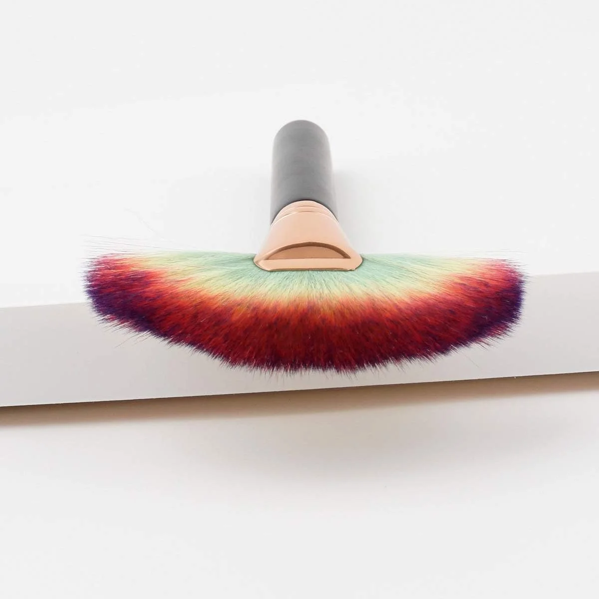 قلم مو بادبزنی رنگی Jinlyp، قلم مو براق کننده، قلم مو باقیمانده، قلم مو درخشان کننده، قلم مو پودر فراری، 1 عدد (رنگ: مشکی رنگارنگ) قلم مو بادبزنی رنگی Jinlyp، قلم مو براق کننده، قلم مو باقیمانده، قلم مو درخشان کننده، قلم مو پودر فراری، 1 عدد (رنگ: مشکی رنگارنگ)