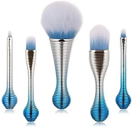 ست 5 تایی براش آرایشی آبنباتی آبی جینلیپ (رنگ: آبی) ست 5 تایی براش آرایشی آبنباتی آبی جینلیپ (رنگ: آبی)