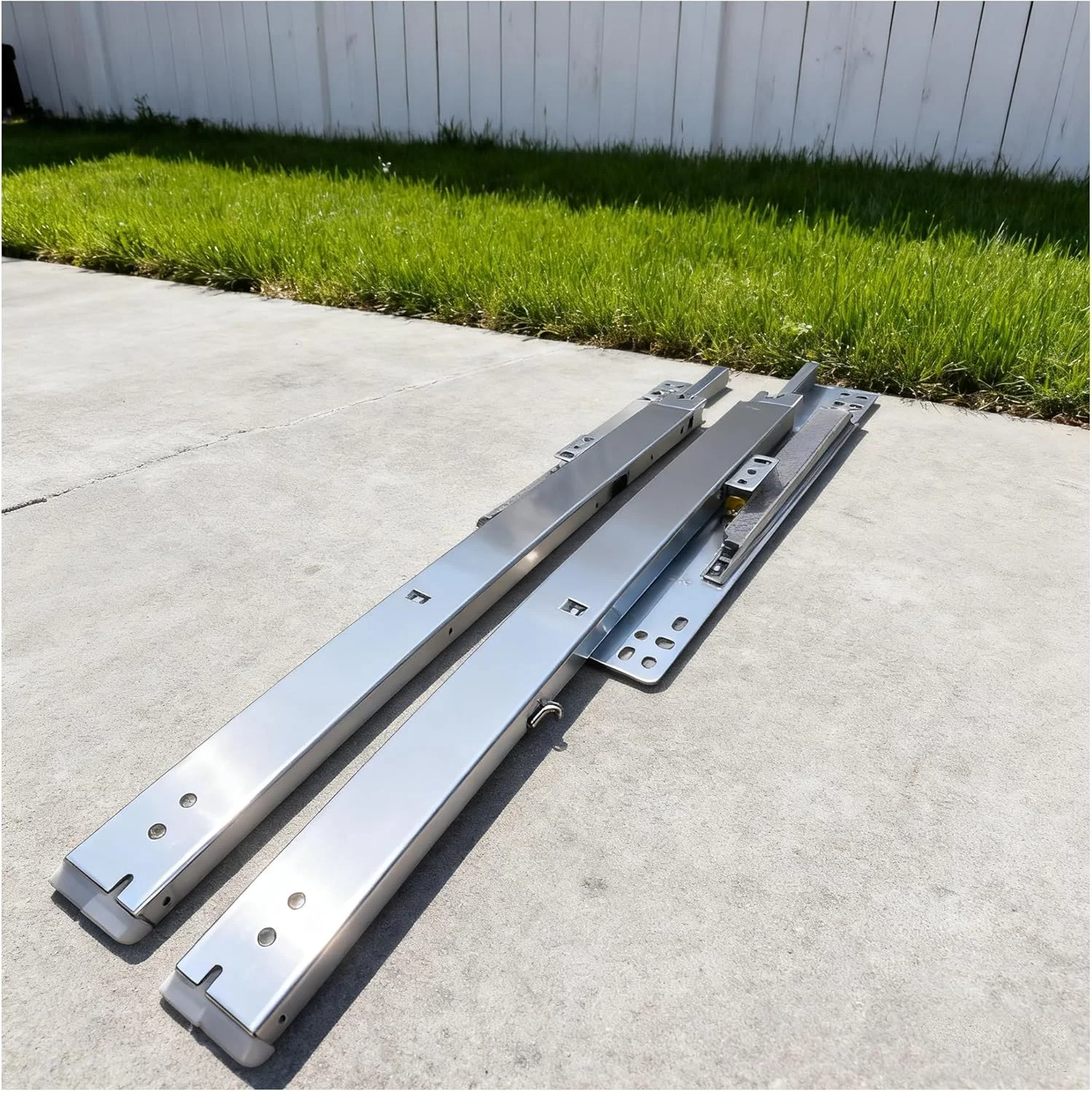 ریل کشو آرام بند زیر صفحه ای 20 تا 75 سانتی متر، ریل کشو با باز شدن کامل و قفل نامرئی برای ویترین ها و پیانو، ظرفیت تحمل بار 60 کیلوگرم (45 سانتی متر) ریل کشو آرام بند زیر صفحه ای 20 تا 75 سانتی متر، ریل کشو با باز شدن کامل و قفل نامرئی برای ویترین ها و پیانو، ظرفیت تحمل بار 60 کیلوگرم (45 سانتی متر)