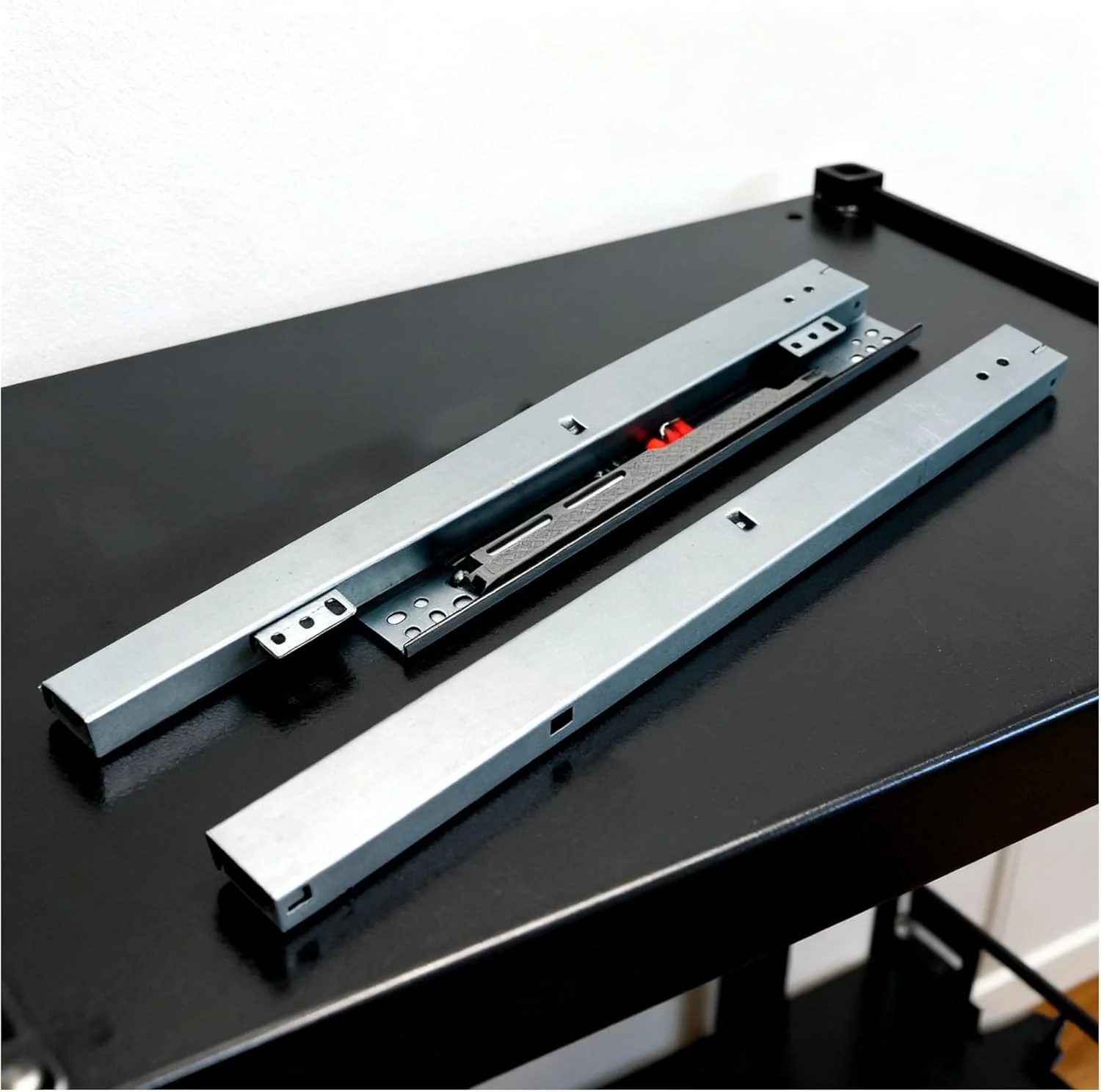 ریل کشو زیرکابینتی، ریل های آرام بند نصب از پایین برای قفسه های کشویی سه تایی با قابلیت باز شدن کامل، ریل های نامرئی کشو برای سینی کابینت، کشوی آشپزخانه و انبار (75 سانتی متر / 30 اینچ) ریل کشو زیرکابینتی، ریل های آرام بند نصب از پایین برای قفسه های کشویی سه تایی با قابلیت باز شدن کامل، ریل های نامرئی کشو برای سینی کابینت، کشوی آشپزخانه و انبار (75 سانتی متر / 30 اینچ)