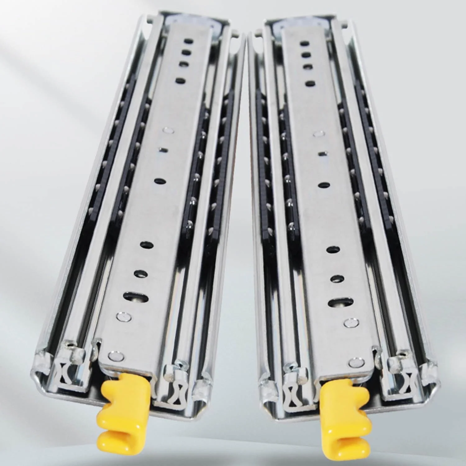 ریل کشویی قفلدار سنگین، سه تایی با باز شدن کامل، قفل داخلی و قفل خارجی، ریل کشویی فوقالعاده بلند، نصب جانبی، عرض 19 میلیمتر، ارتفاع 76 میلیمتر، طول 100 تا 200 سانتیمتر - 1 جفت (150 سانتیمتر) ریل کشویی قفلدار سنگین، سه تایی با باز شدن کامل، قفل داخلی و قفل خارجی، ریل کشویی فوقالعاده بلند، نصب جانبی، عرض 19 میلیمتر، ارتفاع 76 میلیمتر، طول 100 تا 200 سانتیمتر - 1 جفت (150 سانتیمتر)