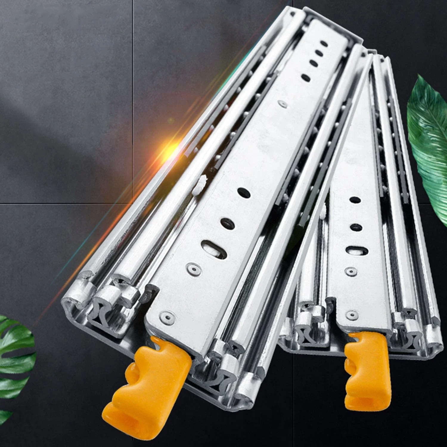 ریل کشویی سنگین 40 تا 80 اینچی، ریل کشویی صنعتی قفلدار بلبرینگ با بازشوندگی کامل، ریلهای سختافزاری کشویی نصب جانبی، ظرفیت بار 480 پوند، 1 جفت (48 اینچ (120 سانتیمتر)) ریل کشویی سنگین 40 تا 80 اینچی، ریل کشویی صنعتی قفلدار بلبرینگ با بازشوندگی کامل، ریلهای سختافزاری کشویی نصب جانبی، ظرفیت بار 480 پوند، 1 جفت (48 اینچ (120 سانتیمتر))