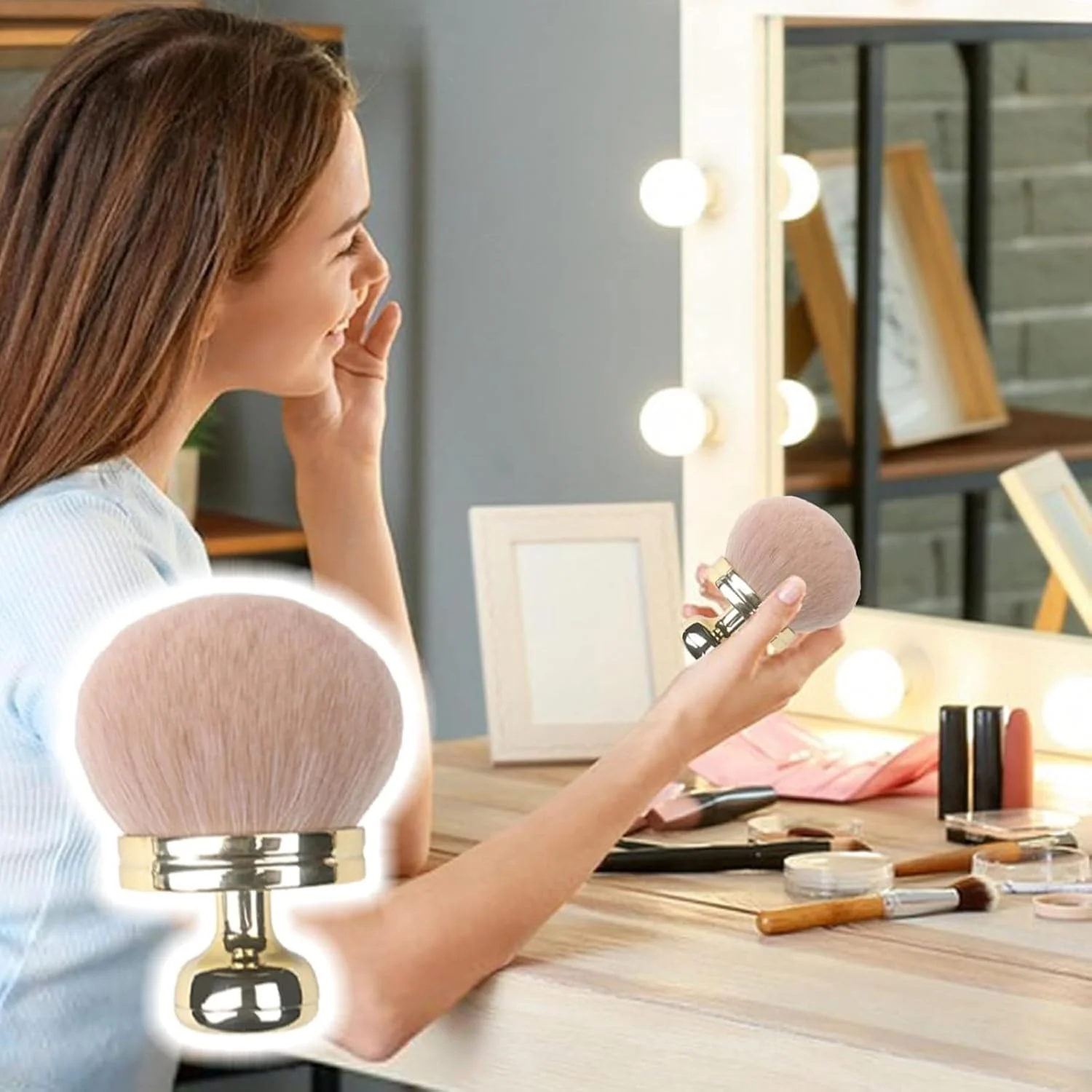 براش آرایشی بزرگ رُزگلد با موهای نرم و کرکی و سر گرد برای پودر، رژگونه و ایجاد پوشش طبیعی و زیبا براش آرایشی بزرگ رُزگلد با موهای نرم و کرکی و سر گرد برای پودر، رژگونه و ایجاد پوشش طبیعی و زیبا