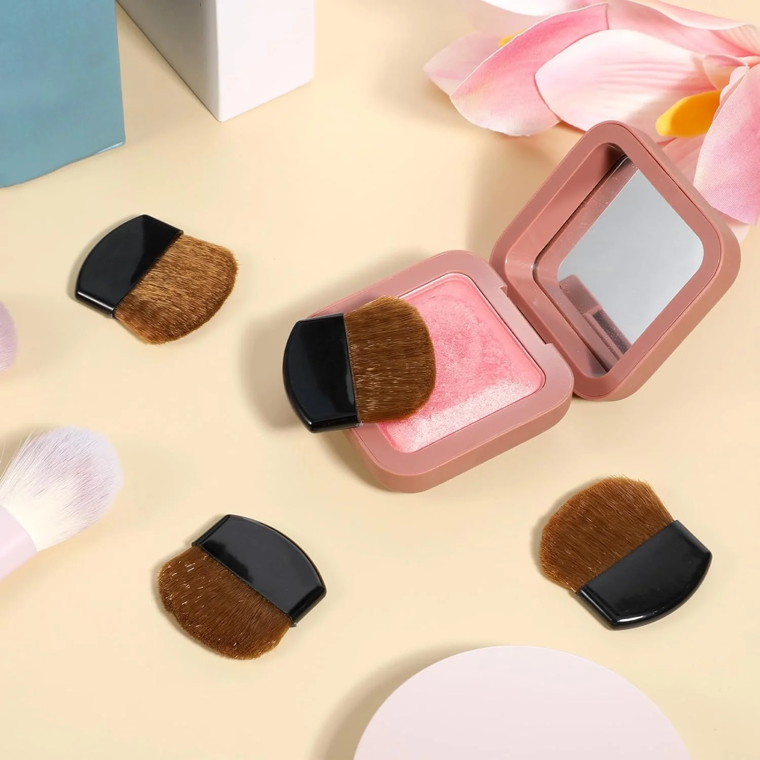 30 عدد براش آرایشی یکبار مصرف، براش رژگونه مینی، براش پودر قابل حمل برای پودر فیکس، براش آرایش صورت، ابزار آرایشی برای ترکیب مایع، کرم یا پودرهای آرایشی