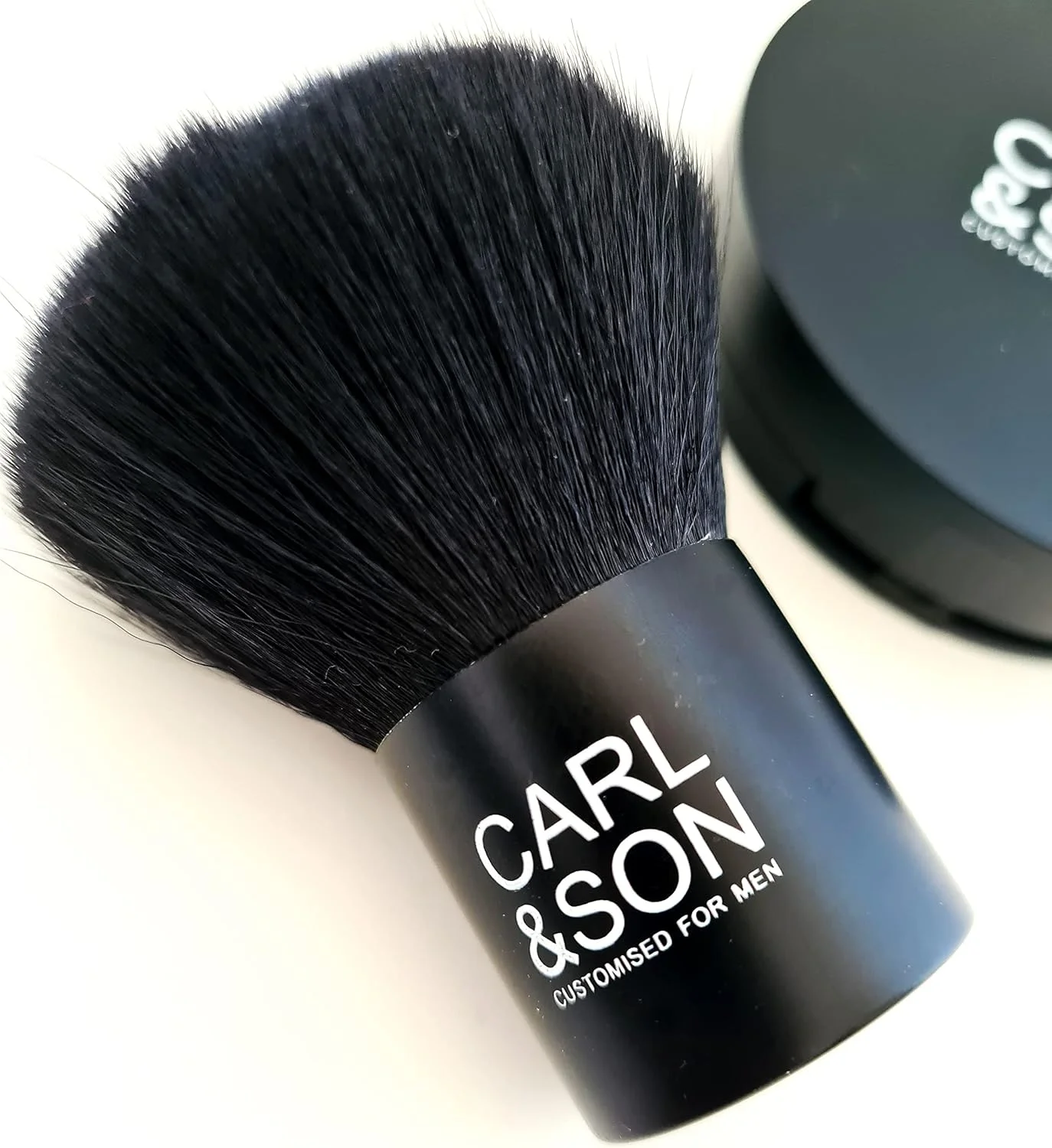 براش پودر آرایشی مشکی 22 گرمی Carl&Son براش پودر آرایشی مشکی 22 گرمی Carl&Son