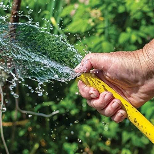 شلنگ آب بافته شده سبز UGAOO، لوله PVC با آداپتور شیر آب و 2 بست برای باغبانی خانگی، نظافت، استفاده در فضای باز و داخلی (قطر: 0.5 اینچ، طول: 10 متر) شلنگ آب بافته شده سبز UGAOO، لوله PVC با آداپتور شیر آب و 2 بست برای باغبانی خانگی، نظافت، استفاده در فضای باز و داخلی (قطر: 0.5 اینچ، طول: 10 متر)