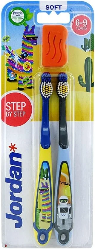 مسواک کودکانه جردن مناسب کودکان 6-9 سال، بسته دوتایی، مسواک بدون BPA با جعبه مسافرتی (چند رنگ با جعبه مسافرتی - بسته 2 عددی)