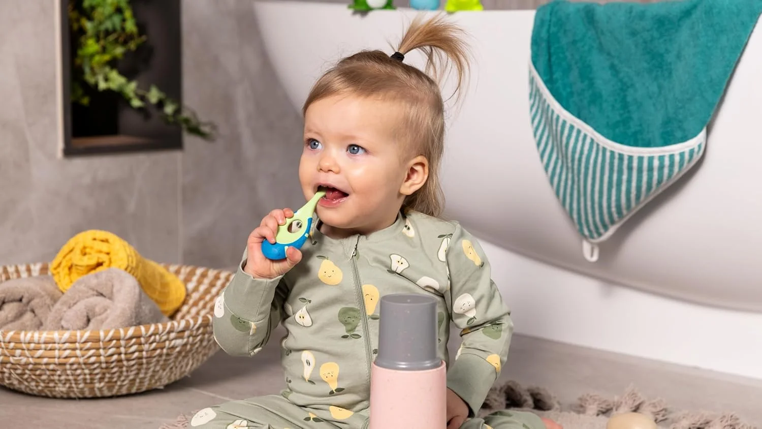 مسواک کودک جردن مرحله 1، 0-2 سال، برس های نرم برای تمیز کردن ملایم، برس های نرم مخصوص طراحی شده برای جلوگیری از تحریک، مواد بدون BPA، ایده آل برای دندان درآوردن، مراقبت ملایم از لثه، رنگ های متنوع