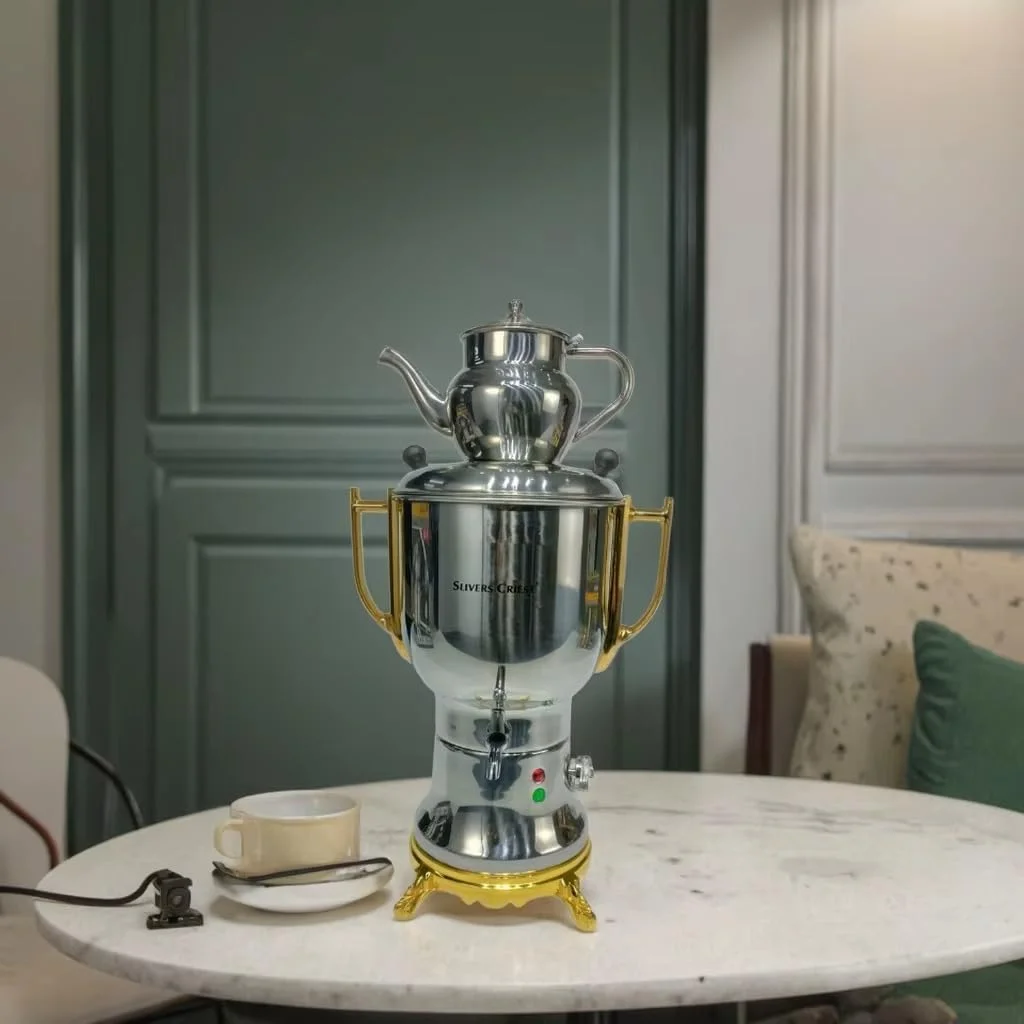 چای ساز سماوری برقی با ظرفیت 4 لیتر، 1800 وات، استیل ضد زنگ با تزیینات طلایی، ست کتری و سماور SC-020 چای ساز سماوری برقی با ظرفیت 4 لیتر، 1800 وات، استیل ضد زنگ با تزیینات طلایی، ست کتری و سماور SC-020