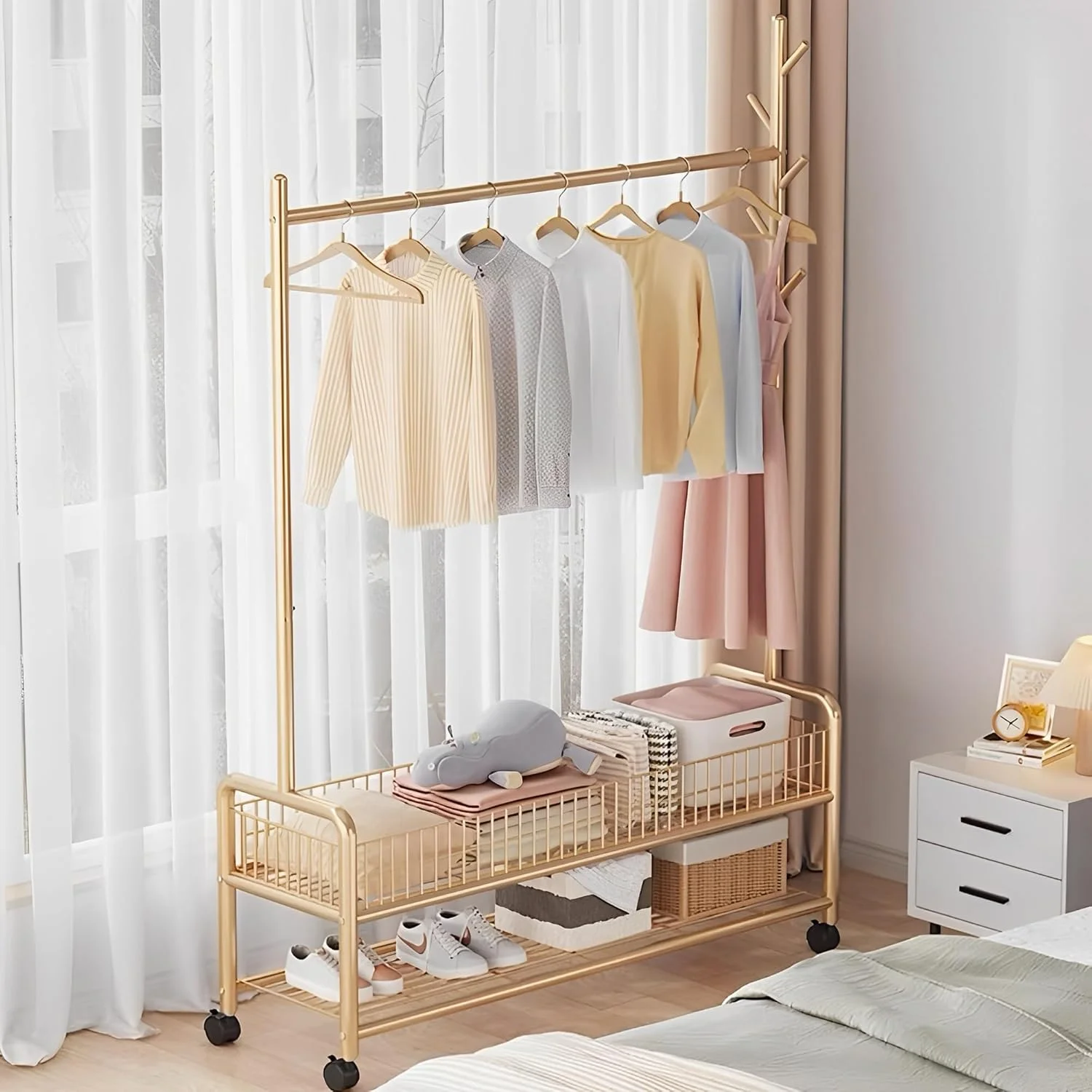 رگال لباس فلزی چرخ دار سنگین 3 در 1 Beauenty، طراحی مینیمالیستی طلایی، ایده آل برای کت، پیراهن، لباس، کیف، نگهداری و سازماندهی رگال لباس فلزی چرخ دار سنگین 3 در 1 Beauenty، طراحی مینیمالیستی طلایی، ایده آل برای کت، پیراهن، لباس، کیف، نگهداری و سازماندهی