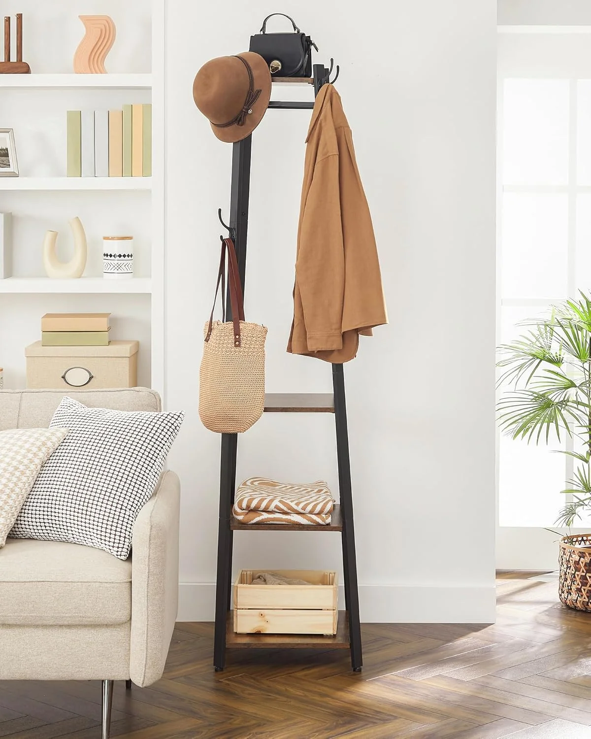 رخت آویز VASAGLE، جالباسی با 3 طبقه، قفسه نردبانی با قلاب برای شال، کیف و چتر، قاب فولادی، سبک صنعتی، قهوه ای روستایی و مشکی LCR80X