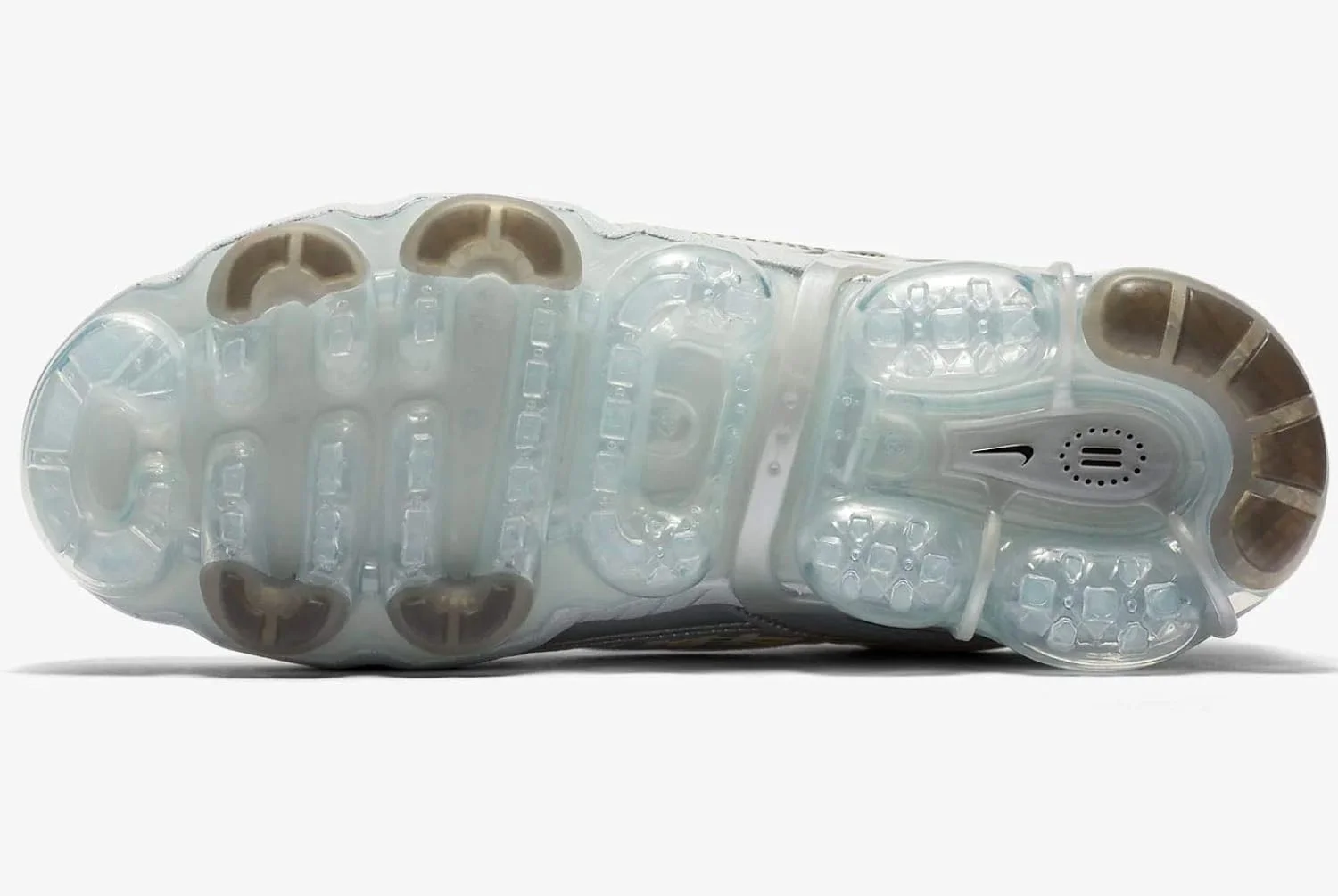 کفش ورزشی زنانه نایک ایر VaporMax 360 مدل CK2719-200 سایز 12 کفش ورزشی زنانه نایک ایر VaporMax 360 مدل CK2719-200 سایز 12