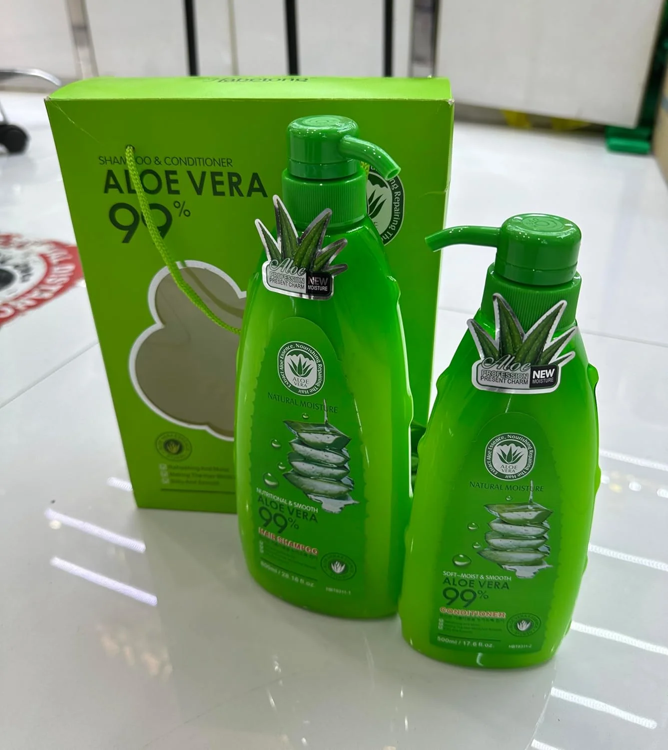 مجموعه مراقبت از مو حاوی آلوئه ورا 99% طبیعی – شامپو 800 میلی لیتر و نرم کننده 500 میلی لیتر | آبرسان، صاف کننده و مغذی برای موهای نرم و ابریشمی – مناسب برای انواع مو