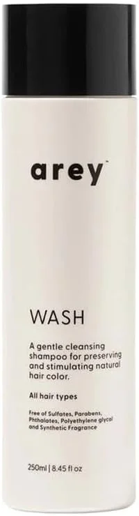 شامپو Arey Wash | به تاخیر انداختن + کاهش نشانه های پیری موهای سفید و تقویت تارهای سالم تر | فرمول پاک کننده فعال با کمپلکس Mela-9™ | وگان، بدون گلوتن و بدون تست حیوانی (250 میلی لیتر، 30 بار استفاده)