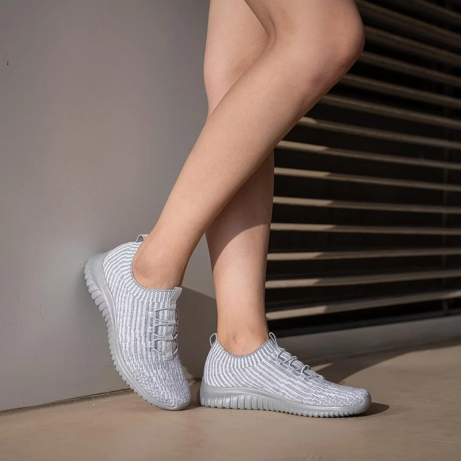 کفش پیاده روی زنانه تیوسیبون، کفش ورزشی سبک و راحت، خاکستری/خاکستری، سایز 36