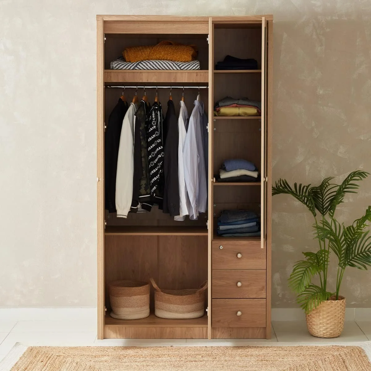 کمد لباس سه درب هوم باکس مدل نوردیکا به همراه آینه و 3 کشو ابعاد 215.1 x 115.6 x 55.8 سانتی متر رنگ قهوه ای کمد لباس سه درب هوم باکس مدل نوردیکا به همراه آینه و 3 کشو ابعاد 215.1 x 115.6 x 55.8 سانتی متر رنگ قهوه ای