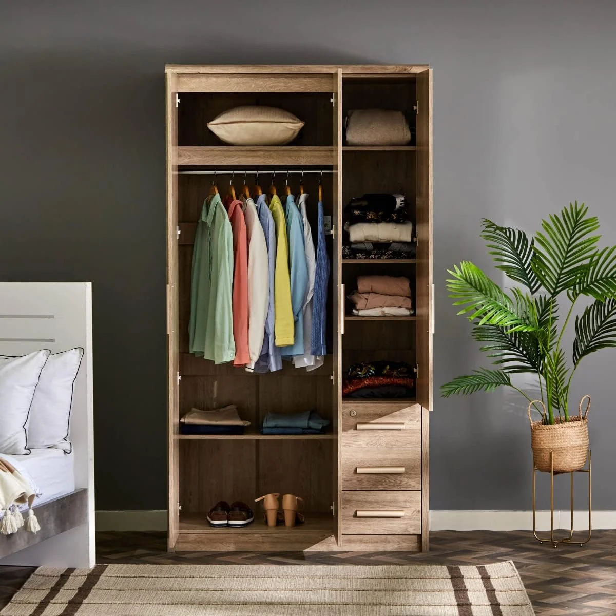 کمد لباس سه درب آینه دار مدل Curvy هوم باکس ابعاد ۱۱۵.۶x۲۱۴.۷x۵۵.۸ سانتی متر رنگ قهوه ای