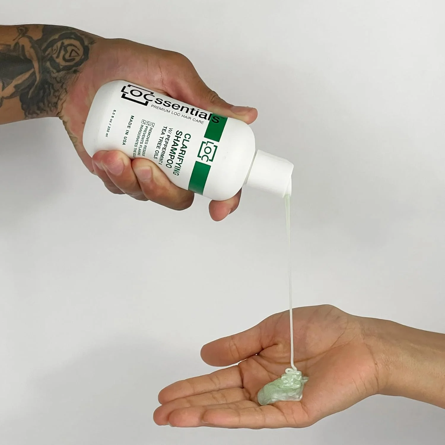 شامپو شفاف کننده LOCssentials برای دریدلاک - شامپو حرفه ای برای دریدلاک، اینترلاک، میکرولاک، توییست - شامپو بافته ممتاز با روغن نعناع فلفلی، روغن درخت چای - وگان و بدون پارابن شامپو شفاف کننده LOCssentials برای دریدلاک - شامپو حرفه ای برای دریدلاک، اینترلاک، میکرولاک، توییست - شامپو بافته ممتاز با روغن نعناع فلفلی، روغن درخت چای - وگان و بدون پارابن