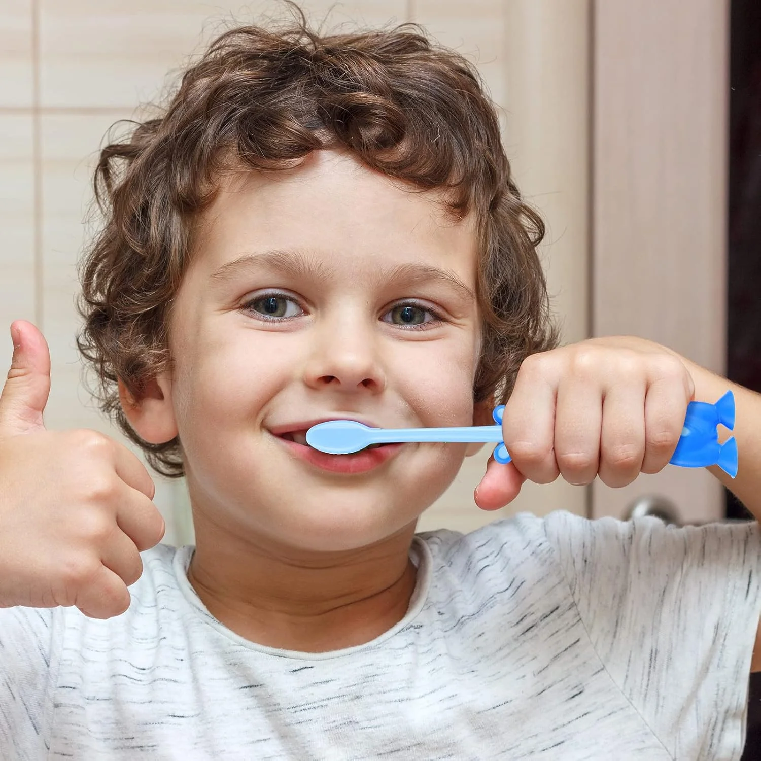 مسواک بچه گانه 24 عددی، مسواک نرم بچه گانه با مکنده و درپوش، ست مسواک مسافرتی بچه گانه برای کودکان نوپا، خانه، مدرسه، اردو، مهد کودک مسواک بچه گانه 24 عددی، مسواک نرم بچه گانه با مکنده و درپوش، ست مسواک مسافرتی بچه گانه برای کودکان نوپا، خانه، مدرسه، اردو، مهد کودک