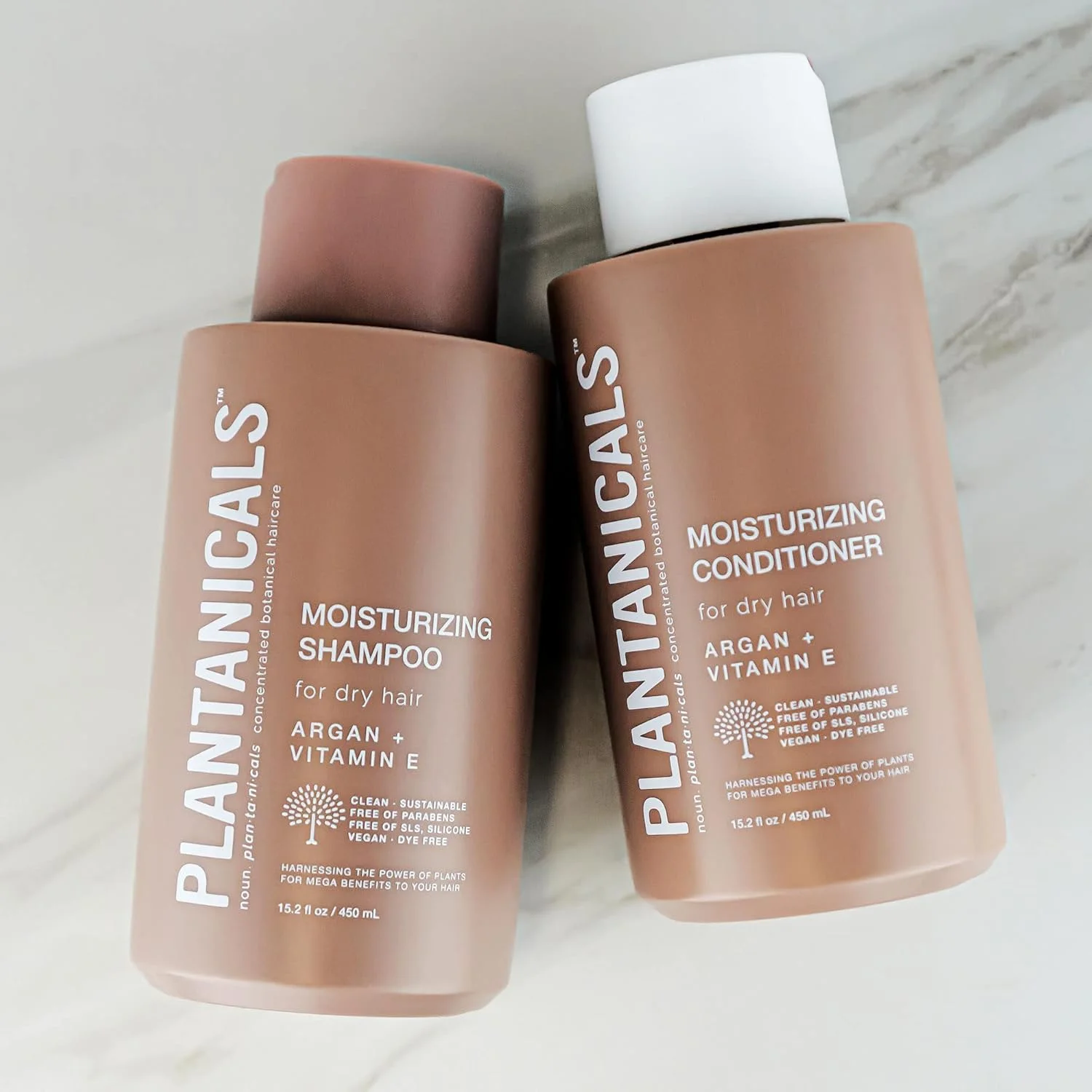 شامپو مرطوب کننده پلنتانیکالز حاوی آرگان و ویتامین ای - 450 میلی لیتر شامپو مرطوب کننده پلنتانیکالز حاوی آرگان و ویتامین ای - 450 میلی لیتر