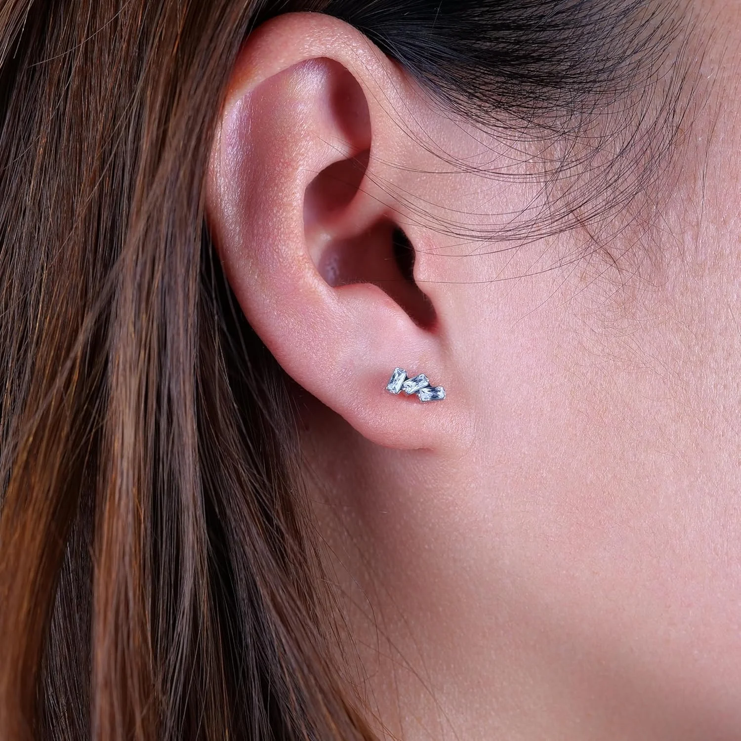 گوشواره های ضد حساسیت لیمرنسیا مدل G23 با پشت پیچی تیتانیومی درجه ایمپلنت، تراگوس 20G، پست پیرسینگ مارپیچ F136 مناسب برای غضروف و گوش های حساس گوشواره های ضد حساسیت لیمرنسیا مدل G23 با پشت پیچی تیتانیومی درجه ایمپلنت، تراگوس 20G، پست پیرسینگ مارپیچ F136 مناسب برای غضروف و گوش های حساس