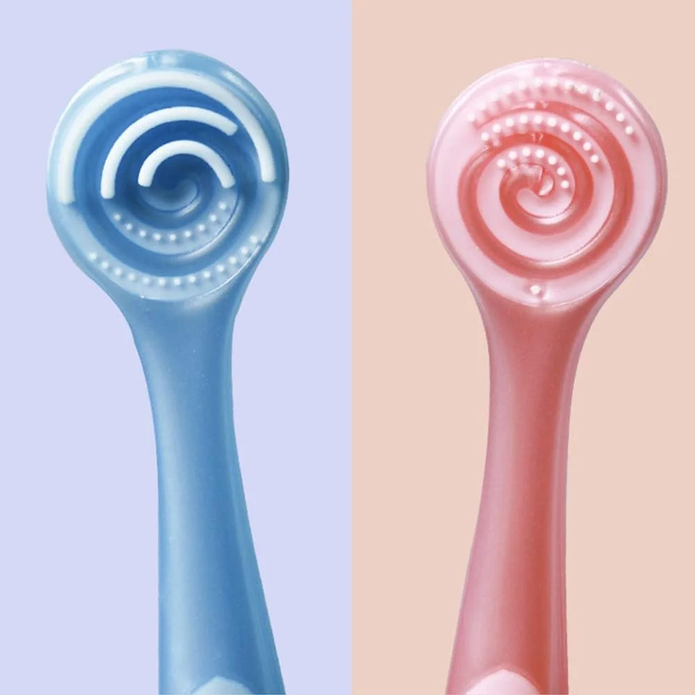 مسواک فوق العاده نرم بزرگسالان - 6 عددی، 2 در 1 نرم با زبان شوی، برای لثه های حساس و مراقبت از دندان مسواک فوق العاده نرم بزرگسالان - 6 عددی، 2 در 1 نرم با زبان شوی، برای لثه های حساس و مراقبت از دندان