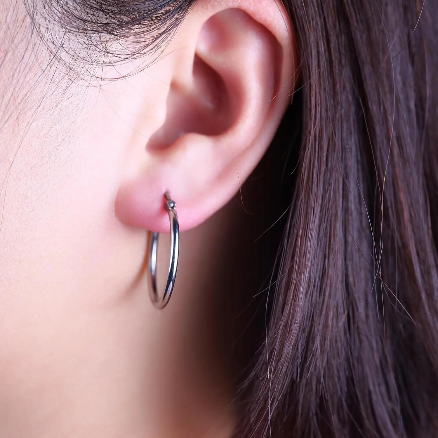 گوشواره های حلقه ای طنابی تابیده تیتانیوم خالص ضد حساسیت Limerencia برای زنان گوشواره های حلقه ای طنابی تابیده تیتانیوم خالص ضد حساسیت Limerencia برای زنان