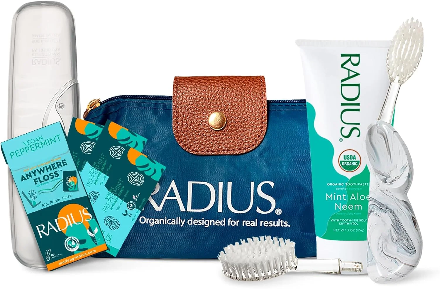 مجموعه هدیه مراقبت دهان و دندان RADIUS Big Clean Deluxe (مسواک بزرگ با سر قابل تعویض راست دست، خمیر دندان نعناع آلوئه ورا ارگانیک، نخ دندان نعناع زایلیتول وگان، کیف مسافرتی)، 1 عدد مجموعه هدیه مراقبت دهان و دندان RADIUS Big Clean Deluxe (مسواک بزرگ با سر قابل تعویض راست دست، خمیر دندان نعناع آلوئه ورا ارگانیک، نخ دندان نعناع زایلیتول وگان، کیف مسافرتی)، 1 عدد