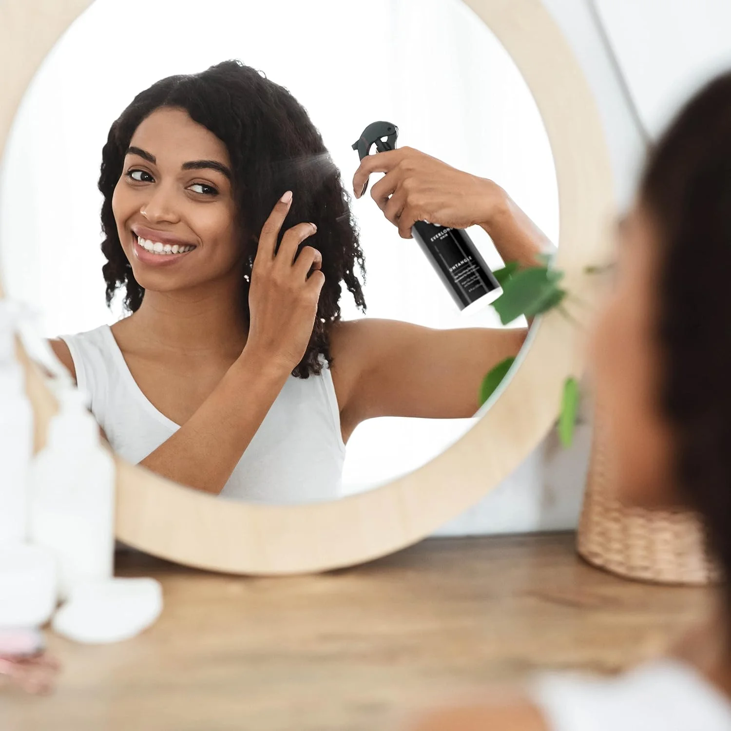 اسپری باز کننده گره مو Everlong، غنی شده با پروتئین کراتین، روغن آرگان و جوجوبا، مناسب برای انواع مو، کلاه گیس های طبیعی و مصنوعی و اکستنشن مو اسپری باز کننده گره مو Everlong، غنی شده با پروتئین کراتین، روغن آرگان و جوجوبا، مناسب برای انواع مو، کلاه گیس های طبیعی و مصنوعی و اکستنشن مو