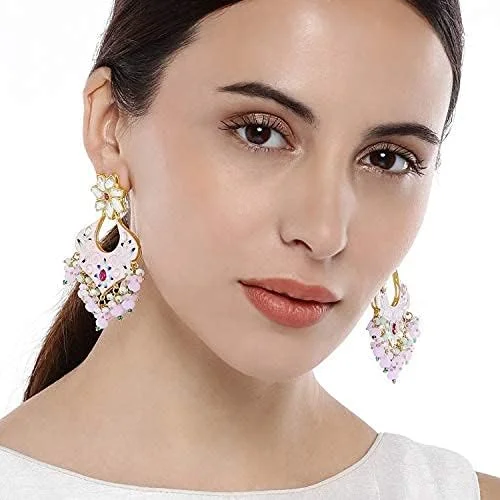 گوشواره های آویز مروارید مصنوعی کرم رنگ Aheli با میناکاری دستی طرح گل، مناسب برای زنان و دختران، جواهرات سنتی بالیوودی هندی، فلزی، جنس نامشخص گوشواره های آویز مروارید مصنوعی کرم رنگ Aheli با میناکاری دستی طرح گل، مناسب برای زنان و دختران، جواهرات سنتی بالیوودی هندی، فلزی، جنس نامشخص