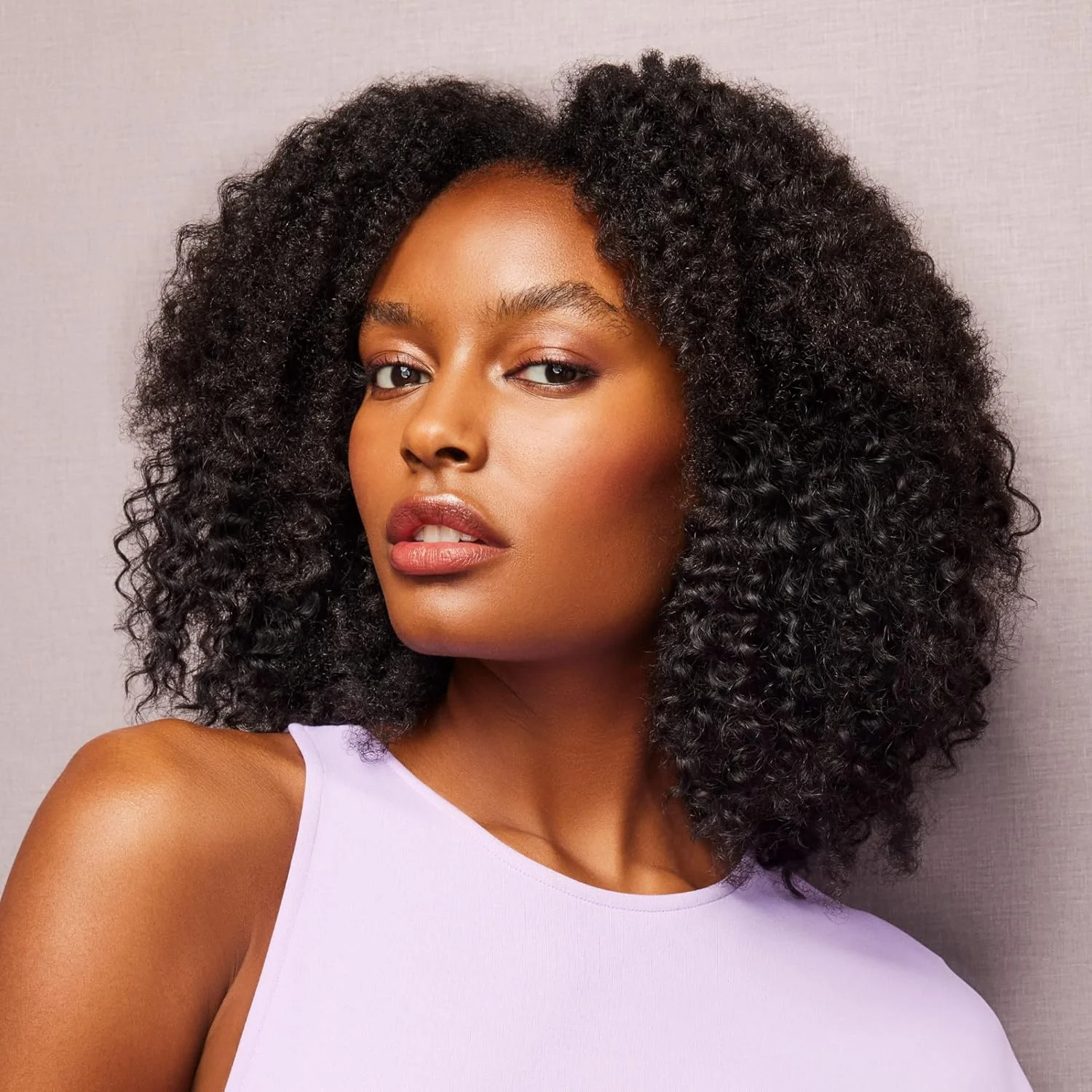 نرم کننده محافظ رنگ مو مدیسون رید، حفظ رنگ و جلوگیری از محو شدن، تغذیه و تقویت کننده مو، غنی شده با کراتین و روغن آرگان، بدون سولفات - 236 میلی لیتر نرم کننده محافظ رنگ مو مدیسون رید، حفظ رنگ و جلوگیری از محو شدن، تغذیه و تقویت کننده مو، غنی شده با کراتین و روغن آرگان، بدون سولفات - 236 میلی لیتر