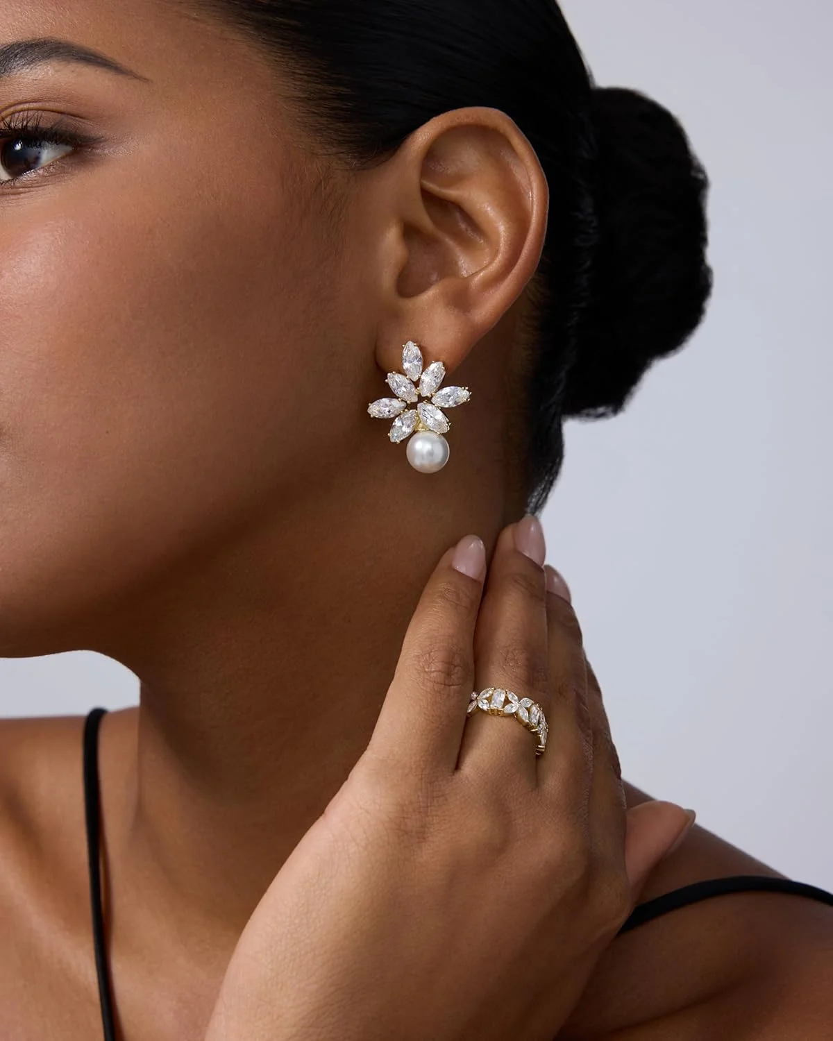 گوشواره های میخی زنانه پاوی با روکش طلای 14 عیار و نگین زیرکونیا - گوشواره های مجلسی خوشه ای کریستالی با پایه نقره استرلینگ برای عروس و ساقدوش عروس - جواهرات عروسی ترندی مرواریدی CZ گوشواره های میخی زنانه پاوی با روکش طلای 14 عیار و نگین زیرکونیا - گوشواره های مجلسی خوشه ای کریستالی با پایه نقره استرلینگ برای عروس و ساقدوش عروس - جواهرات عروسی ترندی مرواریدی CZ