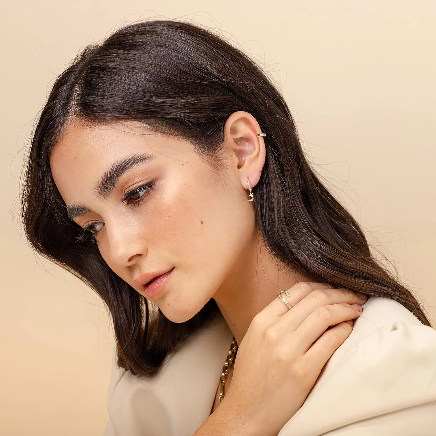 گوشواره های حلقه ای کوچک آویزدار پاوی با روکش طلای 14 عیار و پایه نقره استرلینگ 925 | گوشواره های حلقه ای آویزدار ترند زنانه