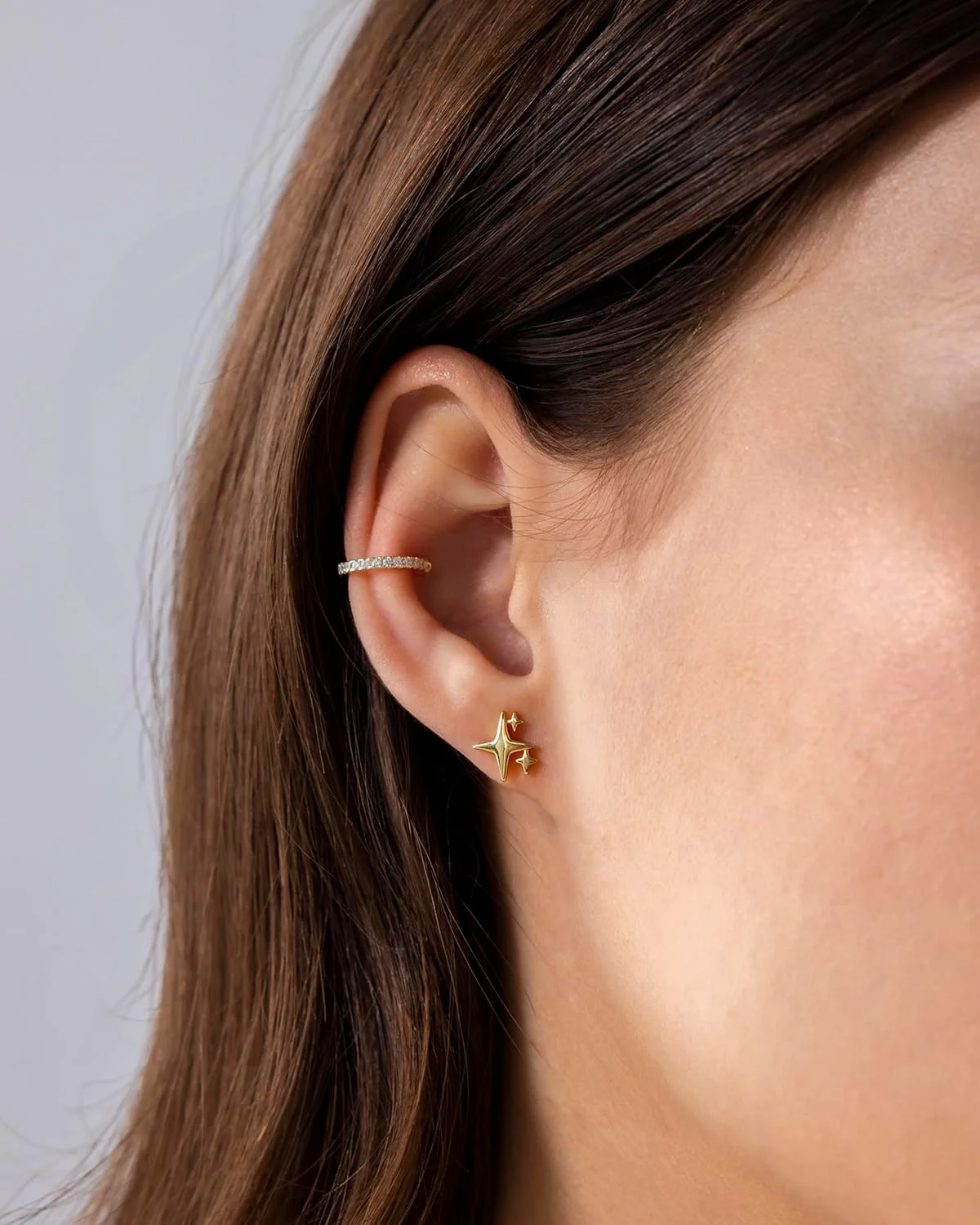 گوشواره های میخی کوچک درخشان با روکش طلای 14 عیار PAVOI برای زنان | جفت گوشواره ستاره گوشواره های میخی کوچک درخشان با روکش طلای 14 عیار PAVOI برای زنان | جفت گوشواره ستاره