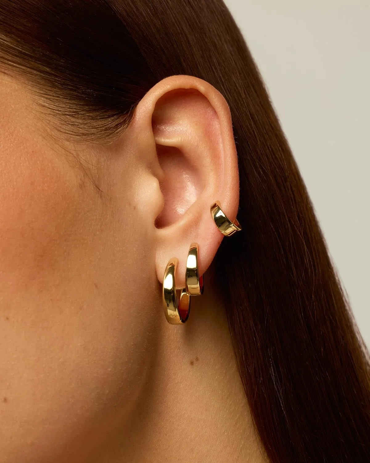 گوشواره های حلقه ای کوچک پاوی با روکش طلای 18 عیار و پایه نقره استرلینگ - ست 3 جفتی | بسته حلقه ای ضخیم هاگی برای زنان 12 میلی متر 16 میلی متر 20 میلی متر گوشواره های حلقه ای کوچک پاوی با روکش طلای 18 عیار و پایه نقره استرلینگ - ست 3 جفتی | بسته حلقه ای ضخیم هاگی برای زنان 12 میلی متر 16 میلی متر 20 میلی متر