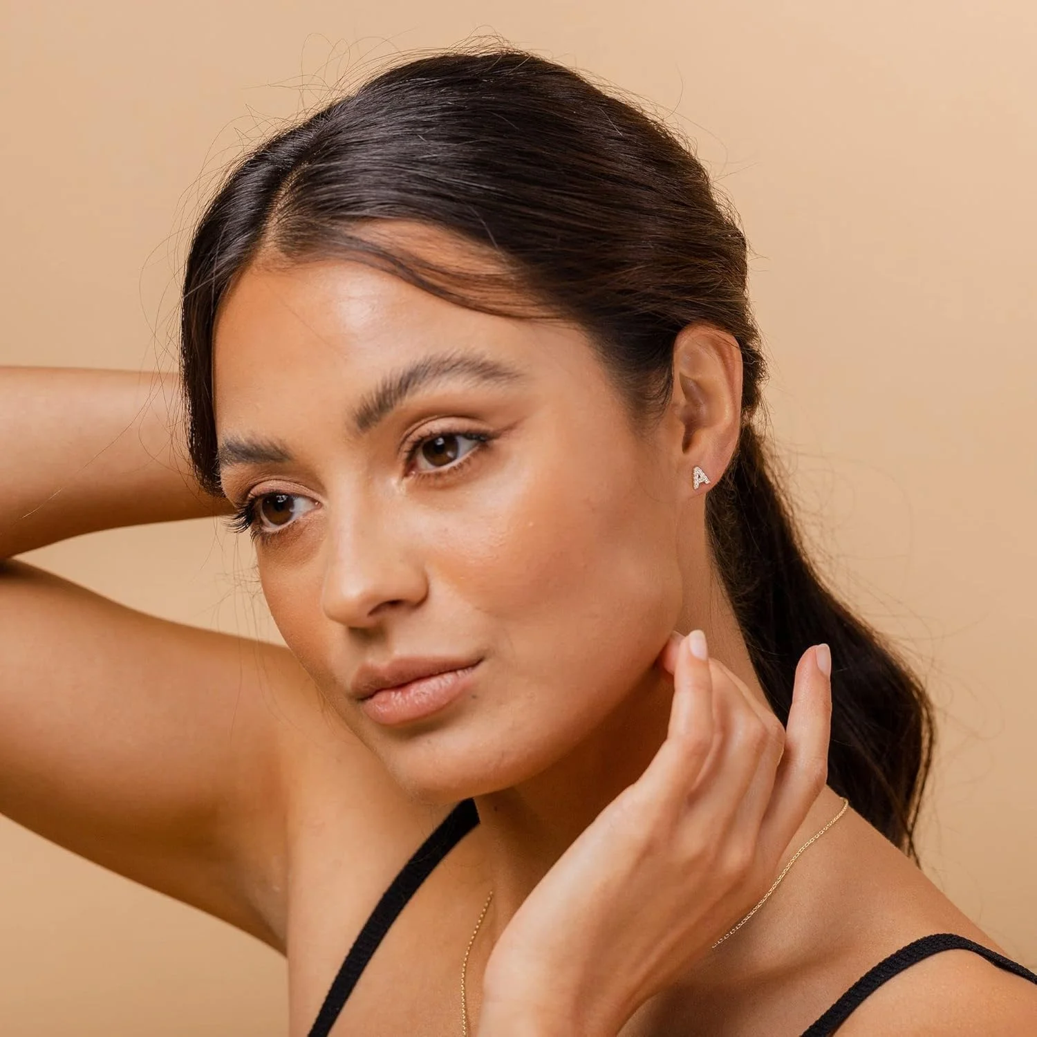 گوشواره های میخی نقره استرلینگ 925 پاوی با نگین های الماس مصنوعی زیرکونیا، گوشواره های حروف الفبا گوشواره های میخی نقره استرلینگ 925 پاوی با نگین های الماس مصنوعی زیرکونیا، گوشواره های حروف الفبا