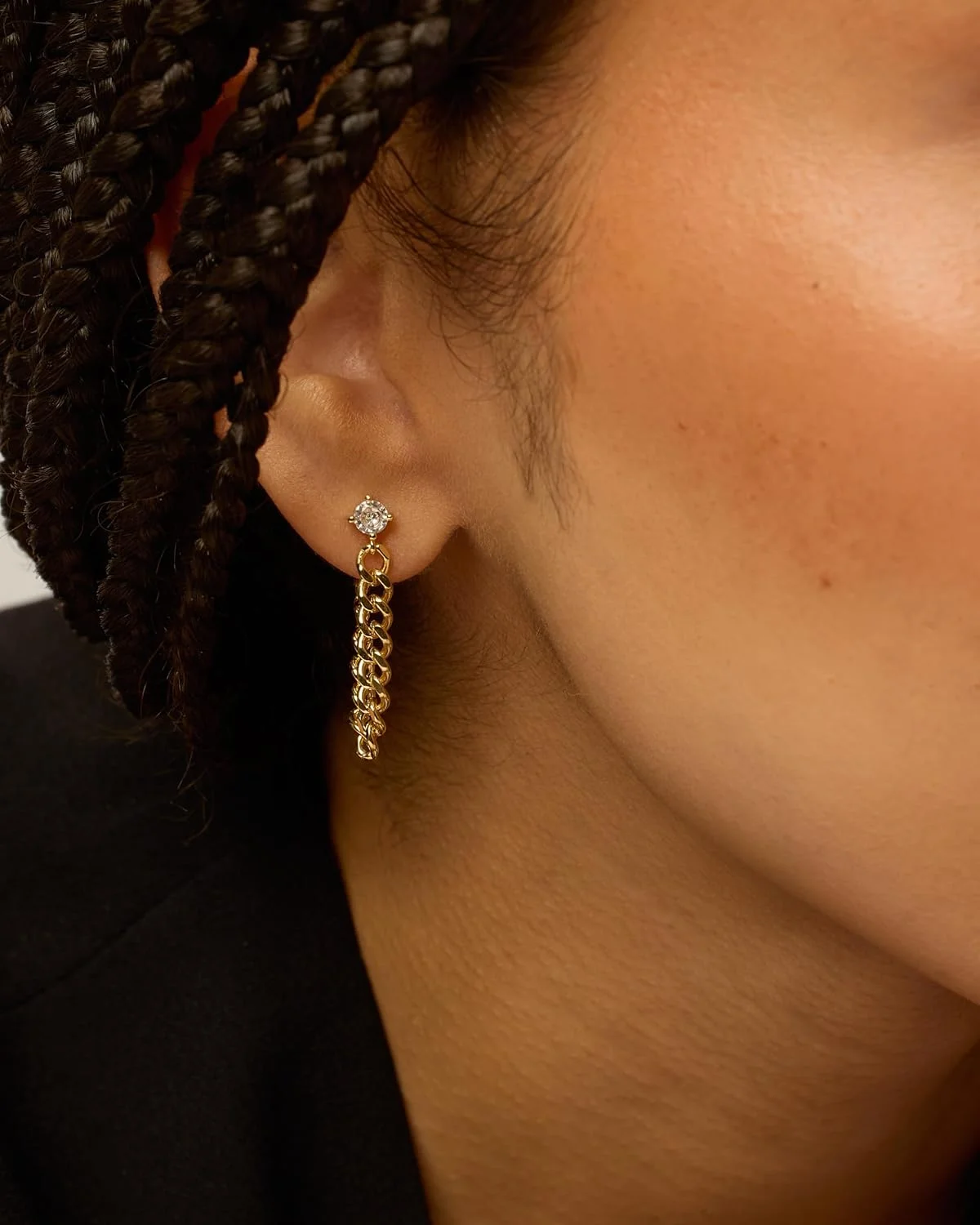 گوشواره های زنجیره ای آویز میخی نقره استرلینگ با روکش طلای 18 عیار PAVOI برای زنان | گوشواره های آویز نگین زیرکونیا مکعبی | گوشواره های Earscapes گوشواره های زنجیره ای آویز میخی نقره استرلینگ با روکش طلای 18 عیار PAVOI برای زنان | گوشواره های آویز نگین زیرکونیا مکعبی | گوشواره های Earscapes