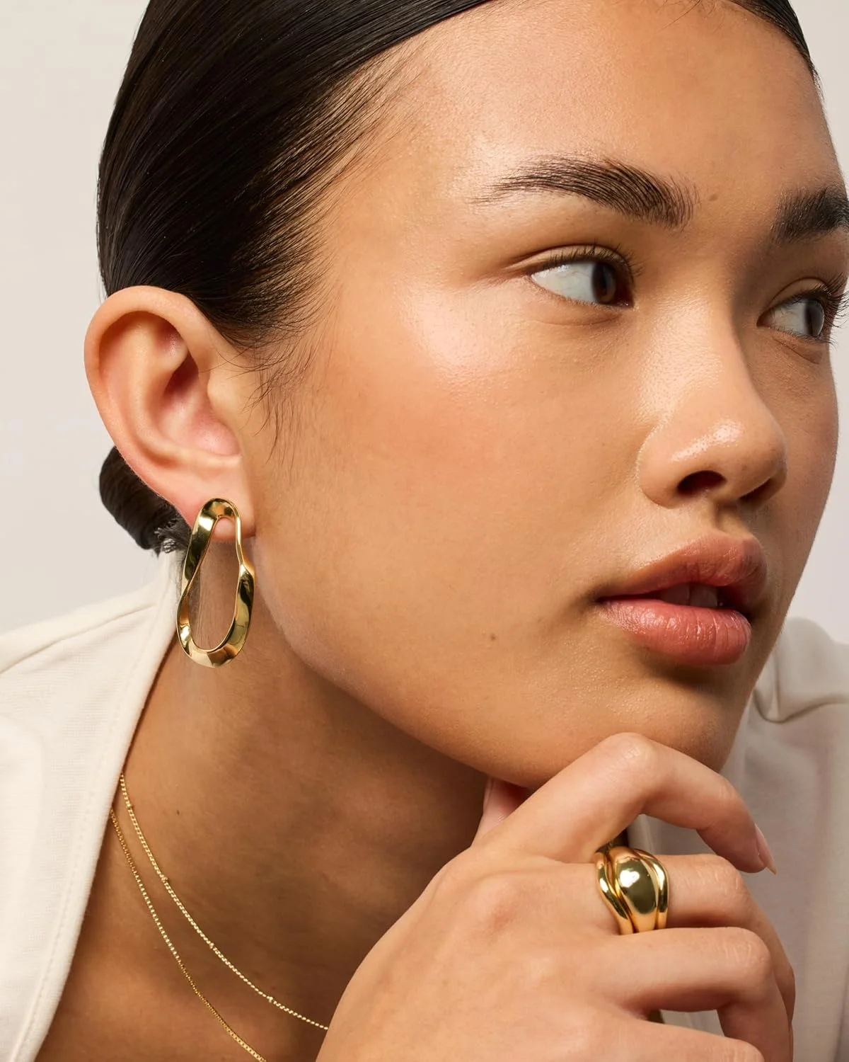 گوشواره های آویز طرح دار موجی با روکش طلای 14 عیار و پایه نقره استرلینگ پاوی | گوشواره های حلقه ای بی نهایت تابیده سبک وزن