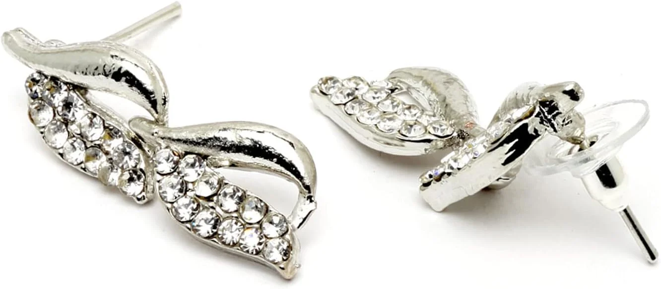 گردنبند برگ شکل نگین دار الماس آمریکایی زنانه به همراه گوشواره و دستبند پروانه ای شکل گردنبند برگ شکل نگین دار الماس آمریکایی زنانه به همراه گوشواره و دستبند پروانه ای شکل