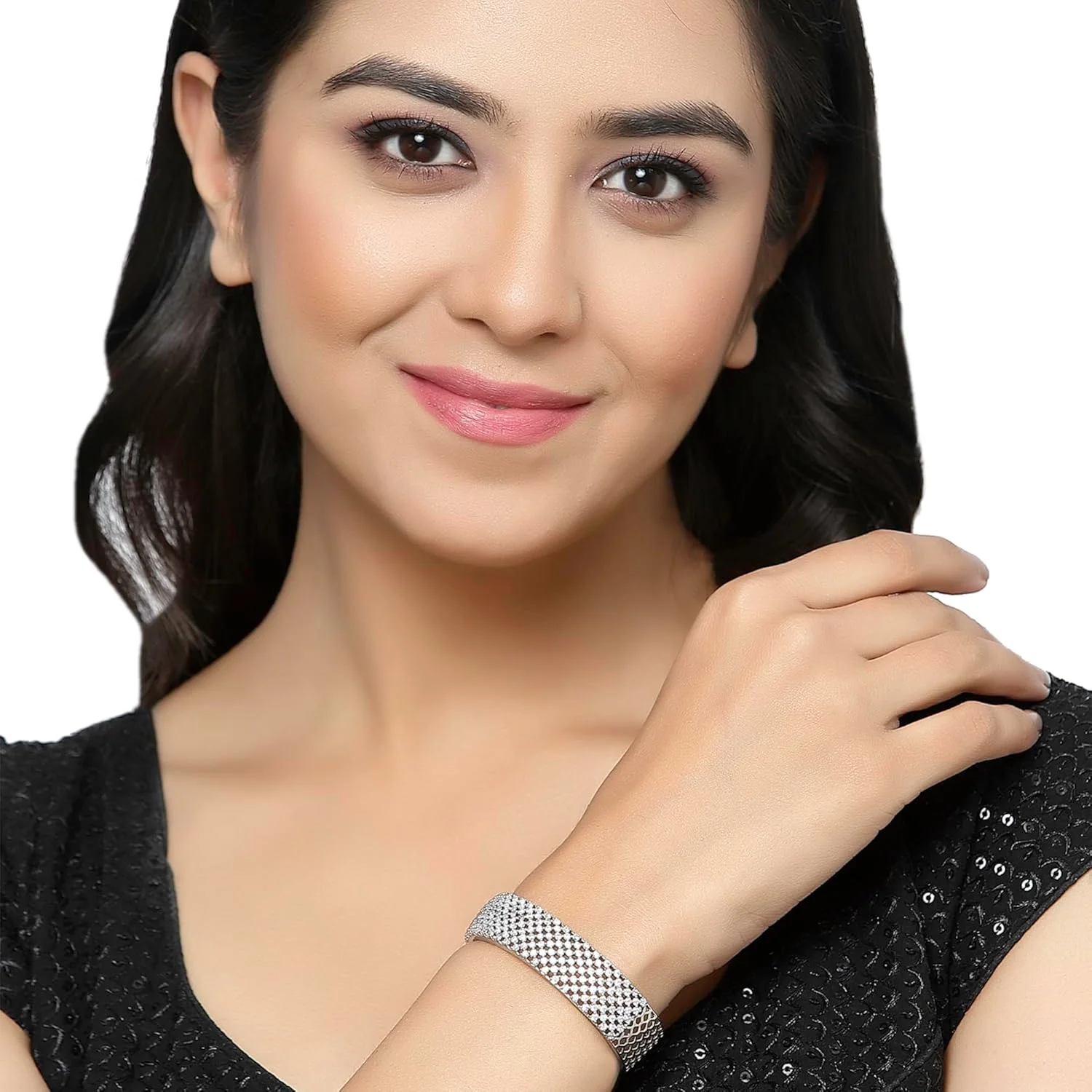 دستبند النگویی مشبک دست ساز نگین دار زنانه و دخترانه با روکش رودیوم و الماس آمریکایی سفید برند زنم دستبند النگویی مشبک دست ساز نگین دار زنانه و دخترانه با روکش رودیوم و الماس آمریکایی سفید برند زنم